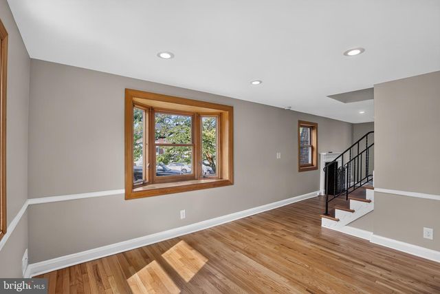 901 MASEFIELD RD, Baltimore, MD 21207