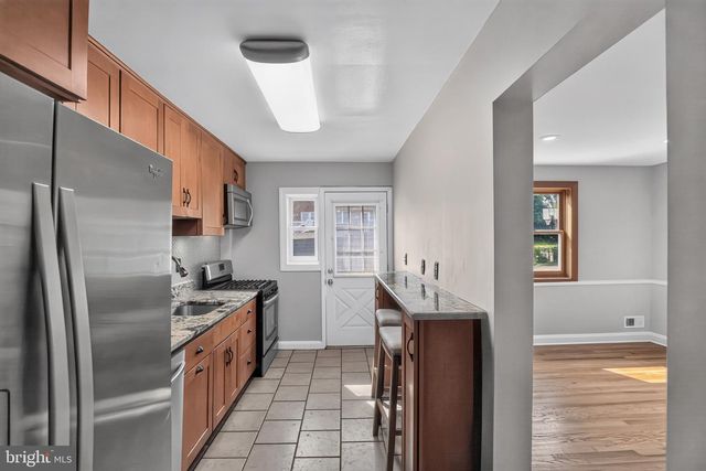 901 MASEFIELD RD, Baltimore, MD 21207