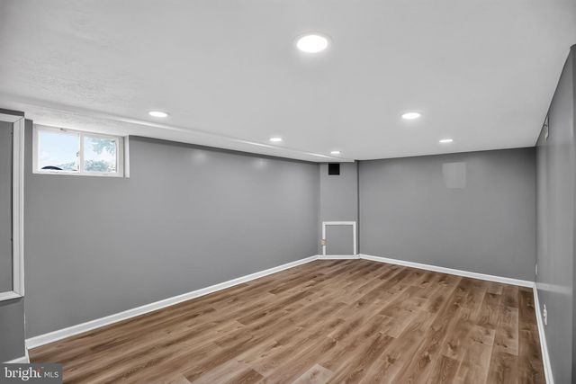 901 MASEFIELD RD, Baltimore, MD 21207