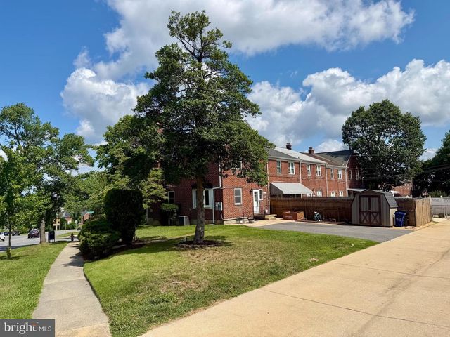 901 MASEFIELD RD, Baltimore, MD 21207