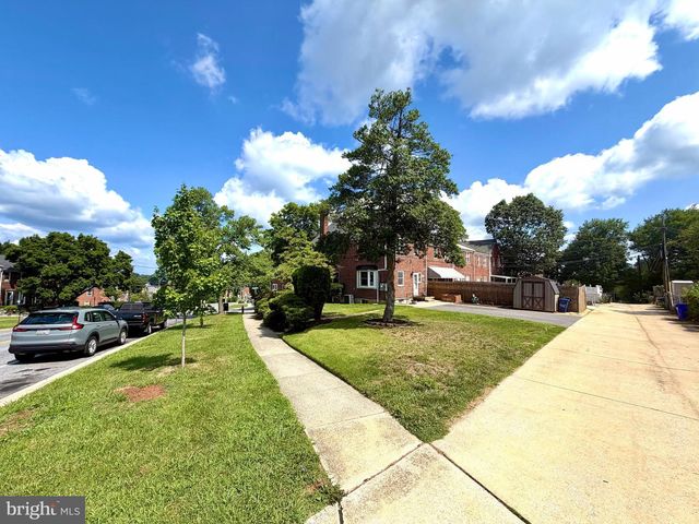 901 MASEFIELD RD, Baltimore, MD 21207