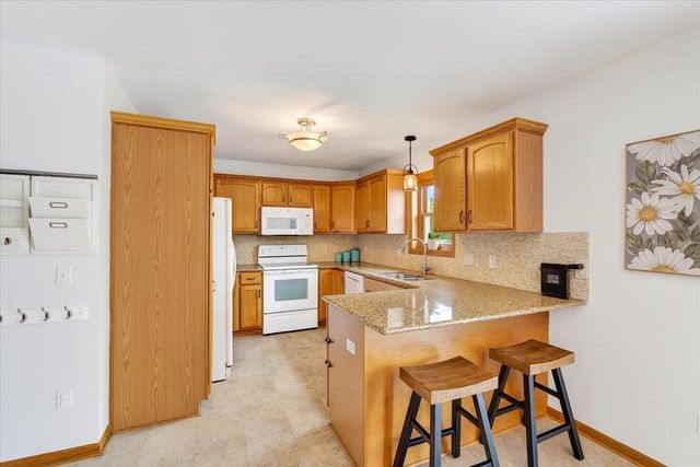 2652 Granite Road, Fitchburg, WI 53711