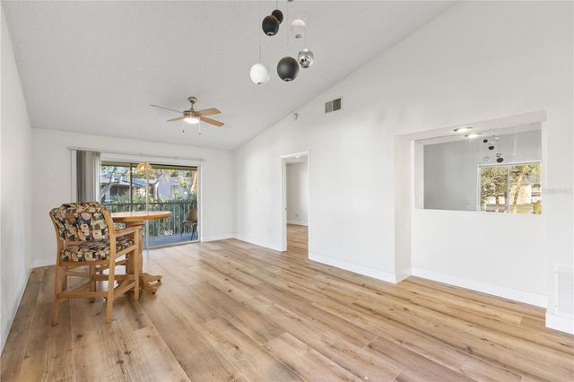 5606 BLUE SHADOWS COURT 10, Orlando, FL 32811