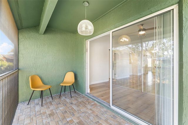 5606 BLUE SHADOWS COURT 10, Orlando, FL 32811