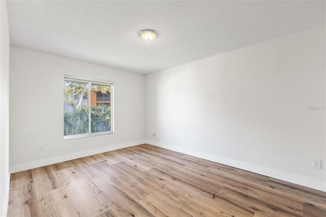 5606 BLUE SHADOWS COURT 10, Orlando, FL 32811