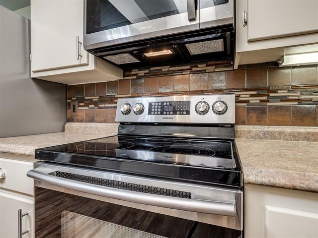 1899 Williams Drive, Choctaw, OK 73020
