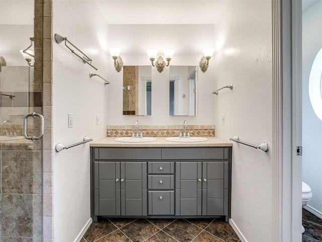 1899 Williams Drive, Choctaw, OK 73020