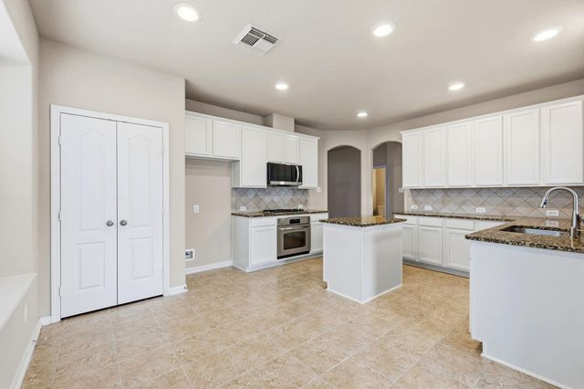 13814 Parkers Cove, Houston, TX 77044