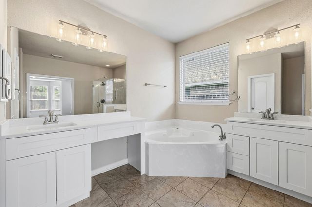 13814 Parkers Cove, Houston, TX 77044