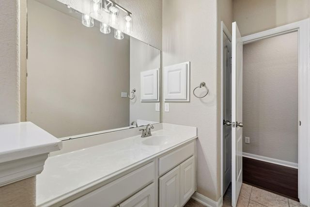 13814 Parkers Cove, Houston, TX 77044