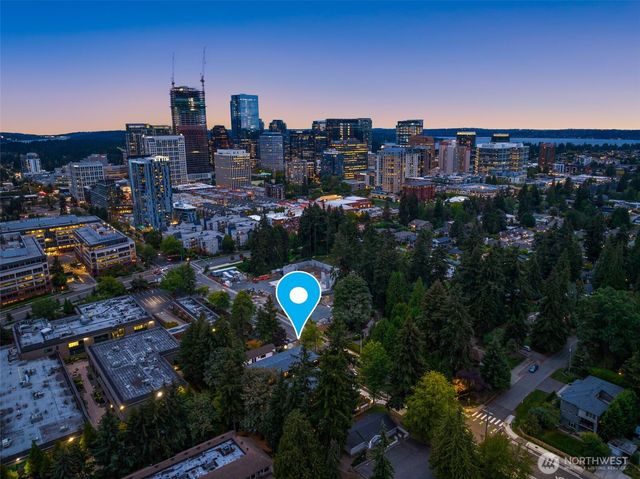 11223 NE 13th Lane, Bellevue, WA 98004