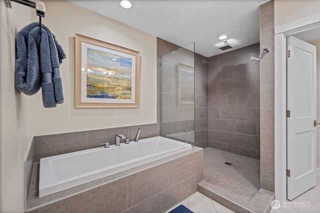 11223 NE 13th Lane, Bellevue, WA 98004