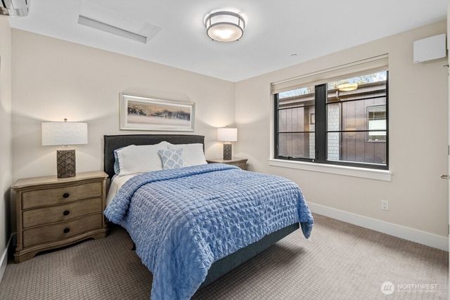 11223 NE 13th Lane, Bellevue, WA 98004