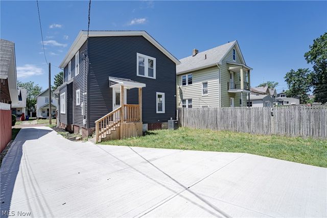 3297 W 127th Street, Cleveland, OH 44111