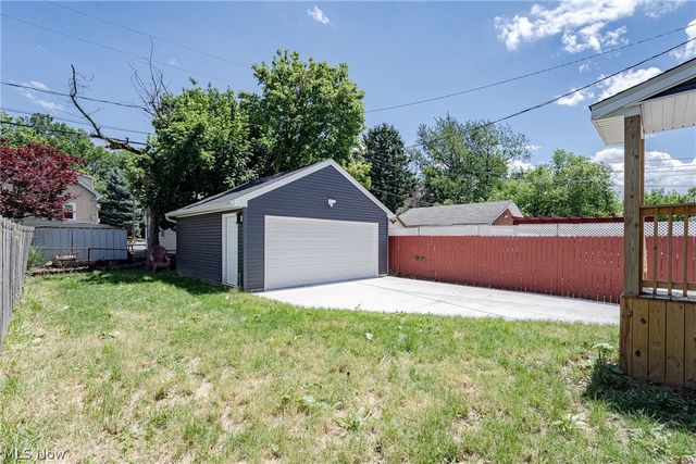 3297 W 127th Street, Cleveland, OH 44111