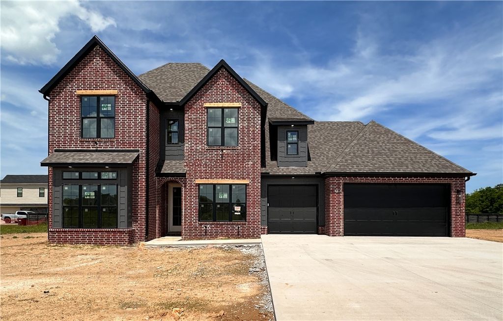 6586 Align Avenue, Springdale, AR 72762