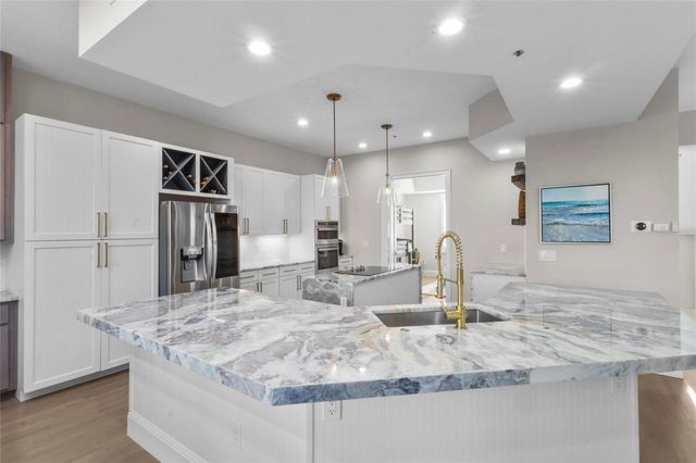 515 FOREST WAY, Longboat Key, FL 34228