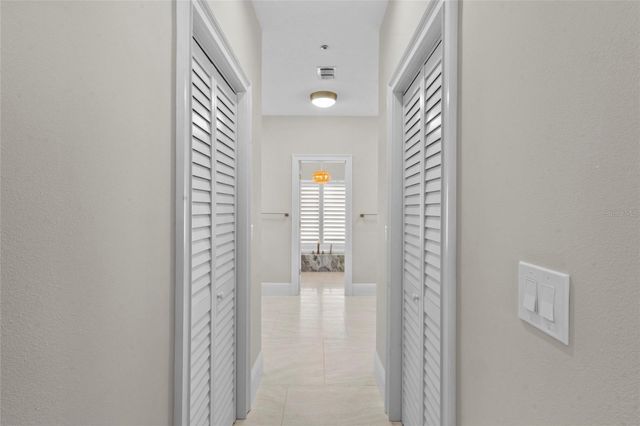 515 FOREST WAY, Longboat Key, FL 34228