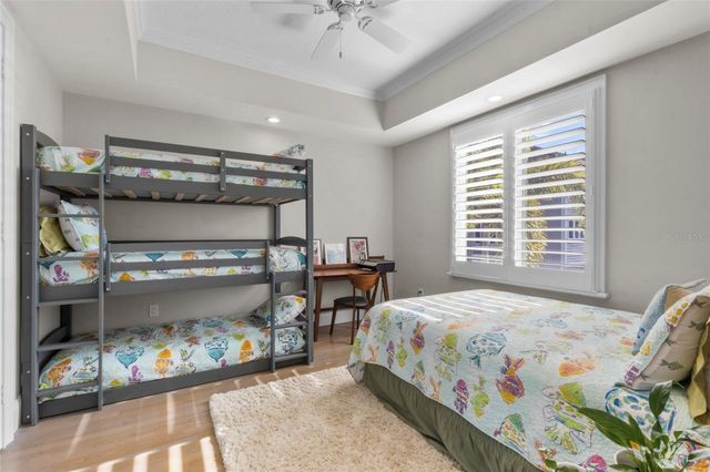 515 FOREST WAY, Longboat Key, FL 34228