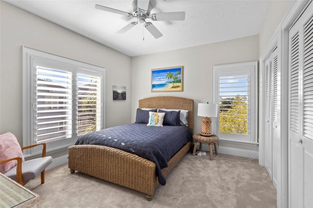 515 FOREST WAY, Longboat Key, FL 34228