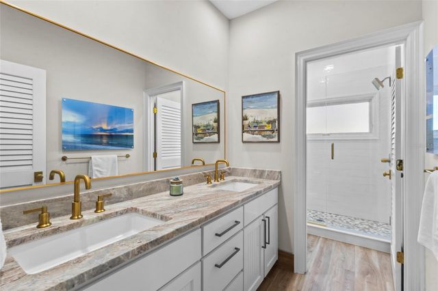 515 FOREST WAY, Longboat Key, FL 34228