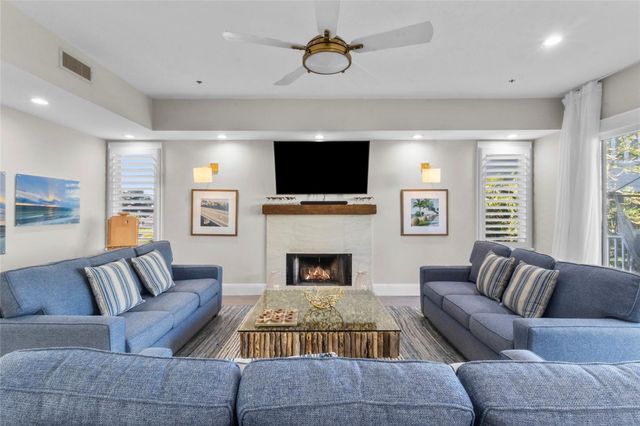 515 FOREST WAY, Longboat Key, FL 34228