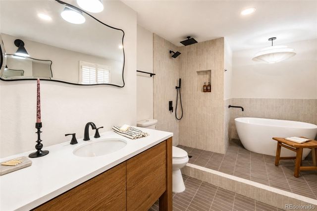6586 S Cherry Way, Centennial, CO 80121