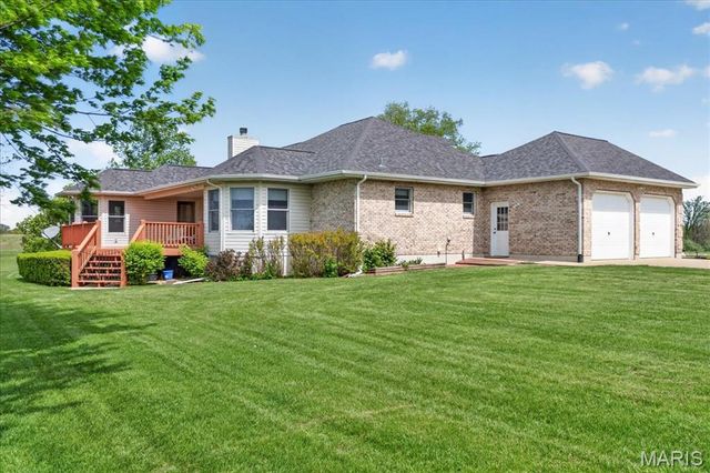 506 Windy Hill Road, Elsberry, MO 63343