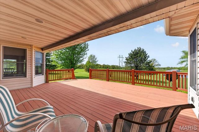 506 Windy Hill Road, Elsberry, MO 63343