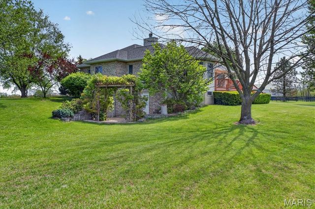 506 Windy Hill Road, Elsberry, MO 63343
