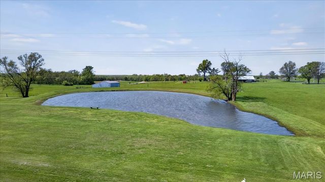 506 Windy Hill Road, Elsberry, MO 63343