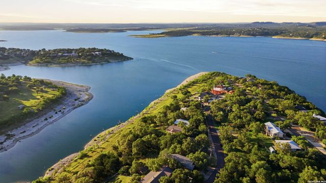 1170 VILLAGE SHORE DR, Canyon Lake, TX 78133