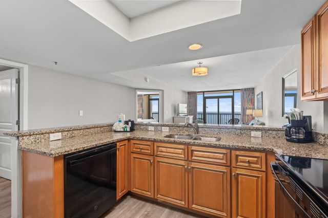 2301 S Ocean Blvd Unit 1017, Myrtle Beach, SC 29577