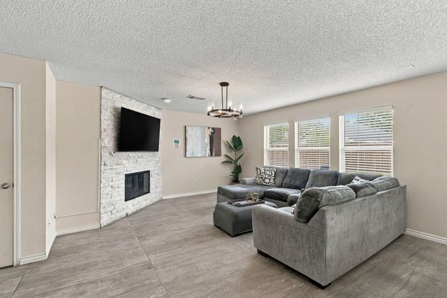 5456 Maverick Drive, Grand Prairie, TX 75052