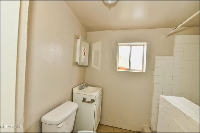 912 Park Street, Rear, El Paso, TX 79901