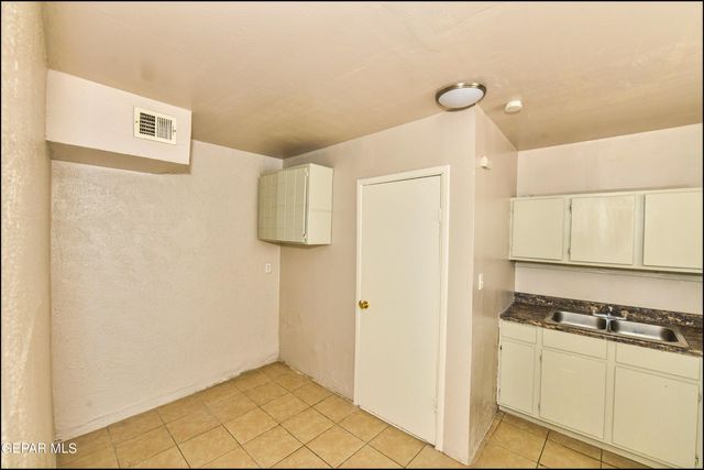 912 Park Street, Rear, El Paso, TX 79901