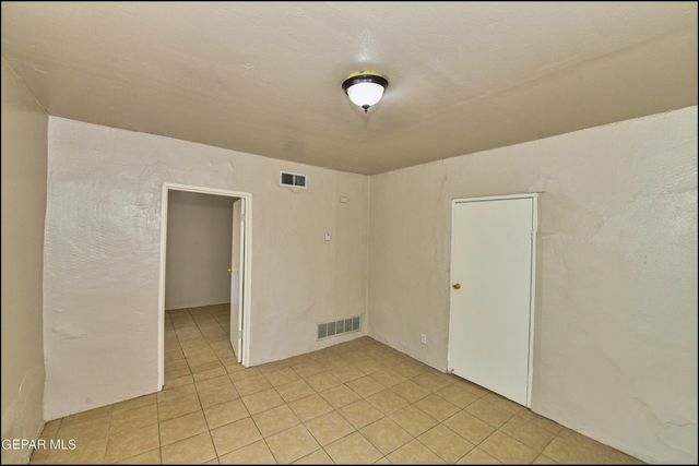 912 Park Street, Rear, El Paso, TX 79901