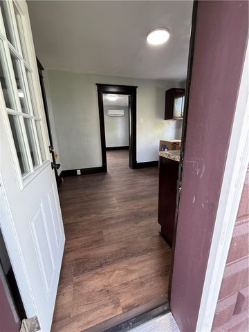 922 5th St, Charleroi Boro, PA 15022