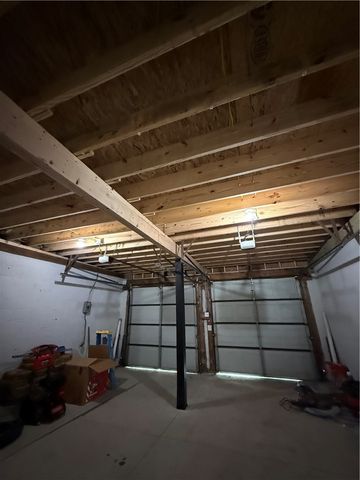 922 5th St, Charleroi Boro, PA 15022
