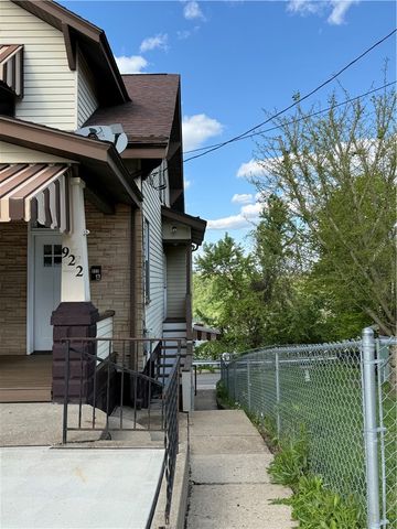 922 5th St, Charleroi Boro, PA 15022