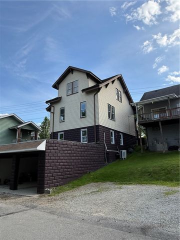922 5th St, Charleroi Boro, PA 15022
