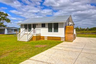 1269 River Road, Johns Island, SC 29455