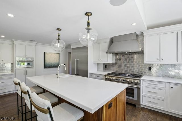 210 Mendham Rd, Bernardsville Boro, NJ 07924