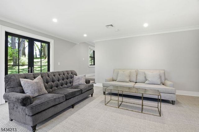 210 Mendham Rd, Bernardsville Boro, NJ 07924