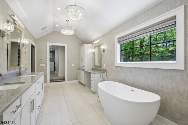 210 Mendham Rd, Bernardsville Boro, NJ 07924