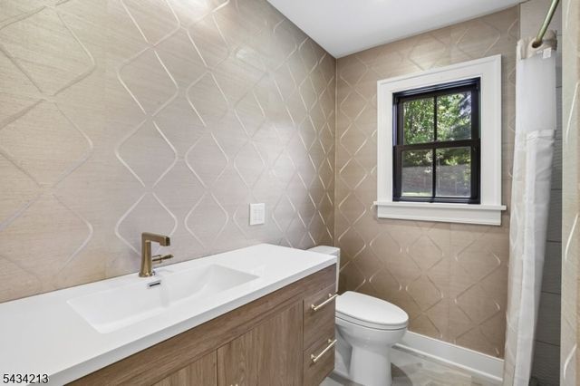 210 Mendham Rd, Bernardsville Boro, NJ 07924