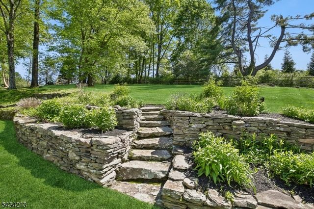 210 Mendham Rd, Bernardsville Boro, NJ 07924