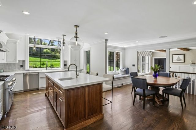 210 Mendham Rd, Bernardsville Boro, NJ 07924