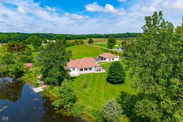 6861 S Nineveh Road, Trafalgar, IN 46181