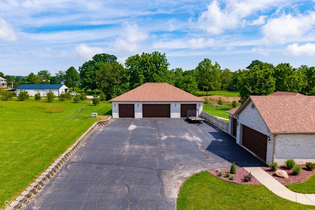 6861 S Nineveh Road, Trafalgar, IN 46181